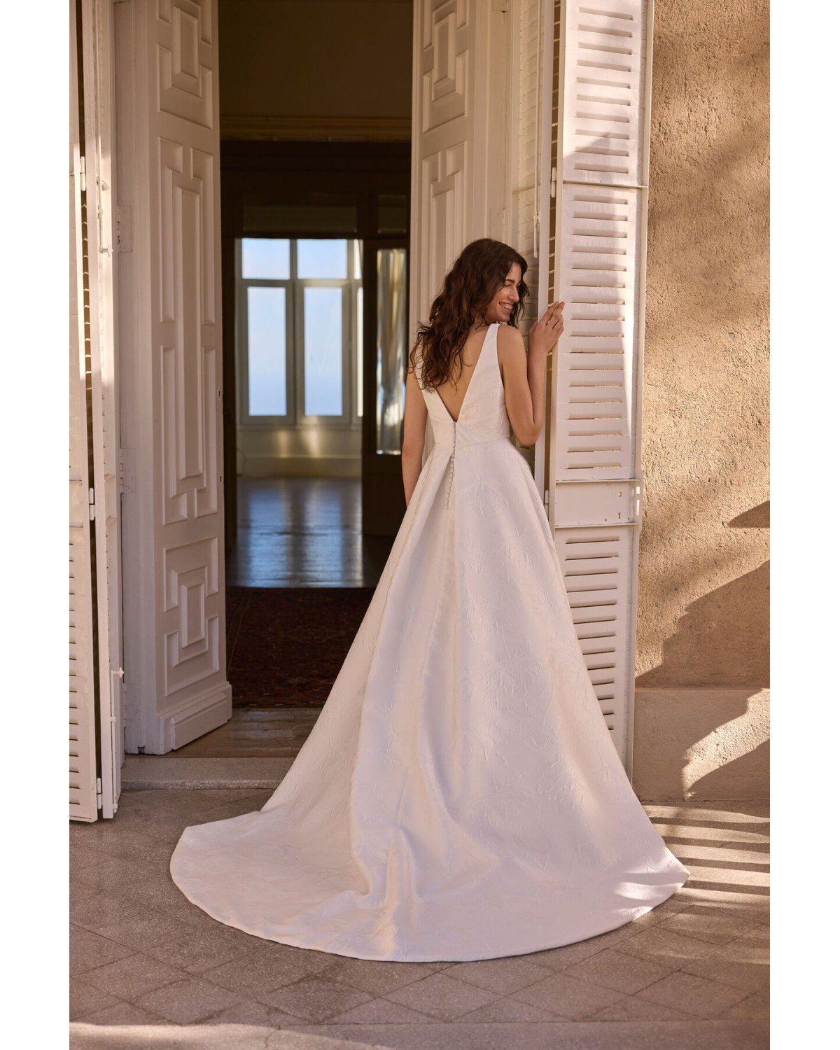 abito da sposa 2027 2761 Ovalo 2027 Collection - Jesus Peiro