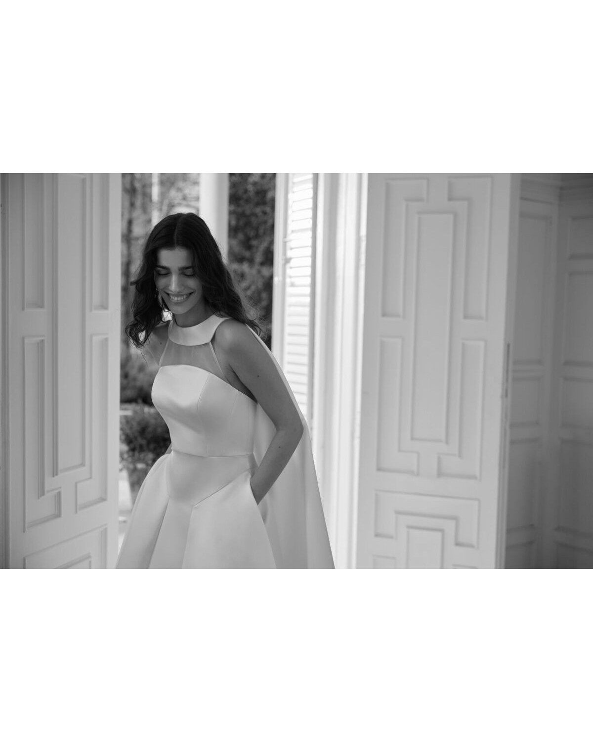 abito da sposa 2027 2759 Ovalo 2027 Collection - Jesus Peiro