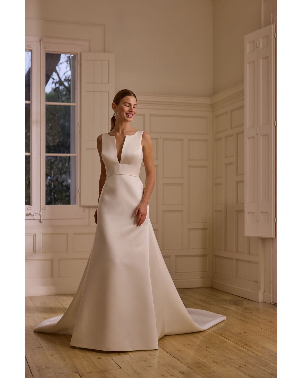 abito da sposa 2027 2757 Ovalo 2027 Collection - Jesus Peiro