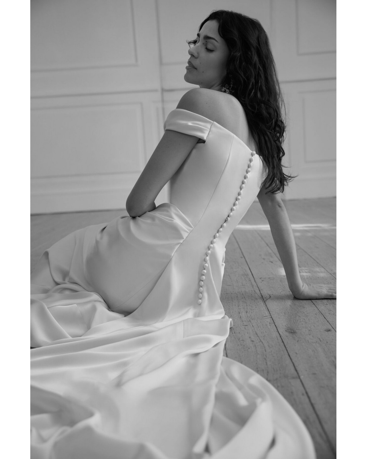 abito da sposa 2027 2755 Ovalo 2027 Collection - Jesus Peiro