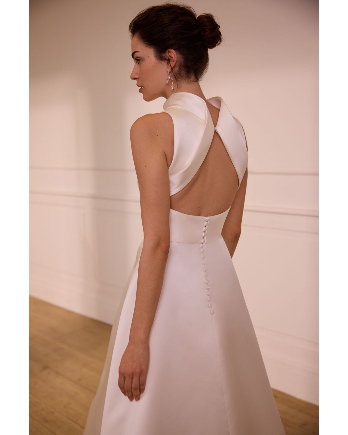 abito da sposa 2027 2753 Ovalo 2027 Collection - Jesus Peiro