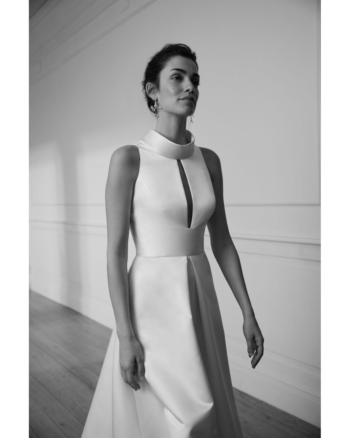 abito da sposa 2027 2753 Ovalo 2027 Collection - Jesus Peiro
