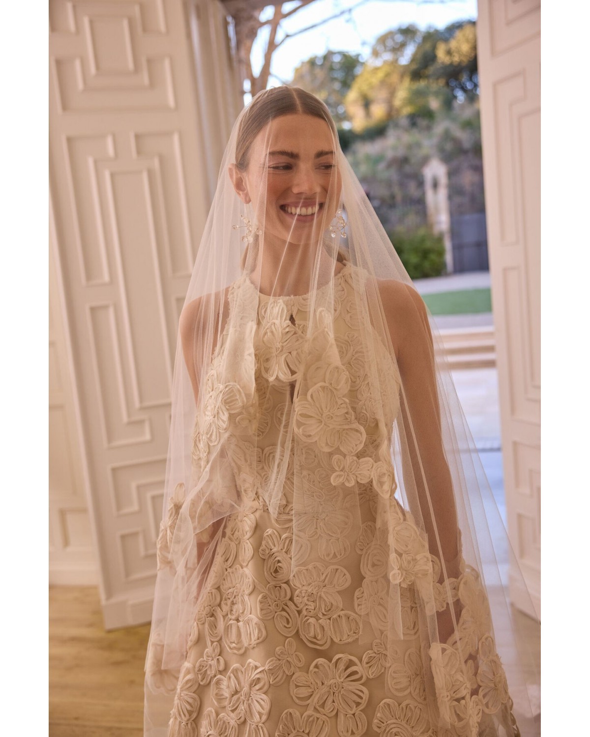 abito da sposa 2027 2751 Ovalo 2027 Collection - Jesus Peiro