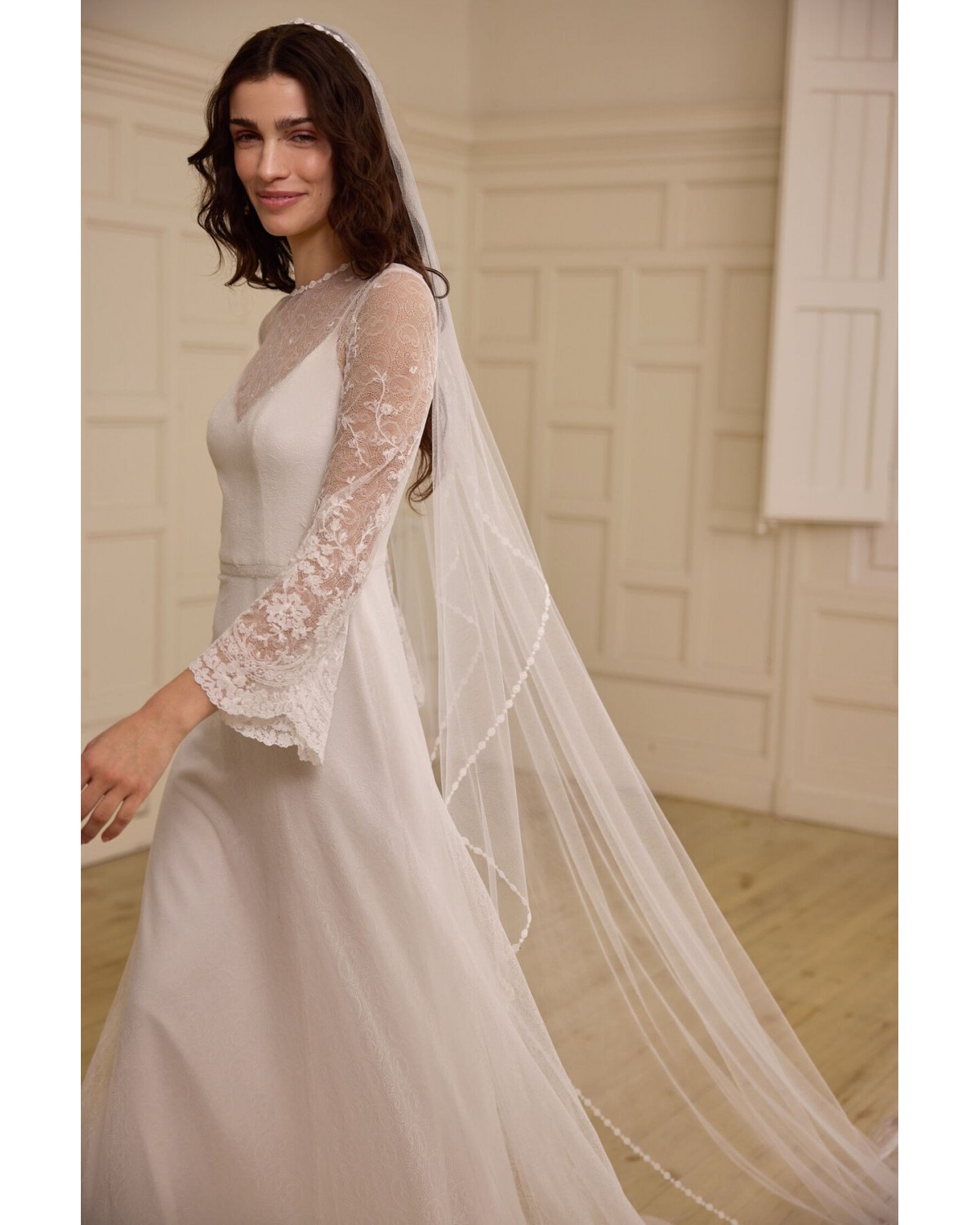 abito da sposa 2027 2748 Ovalo 2027 Collection - Jesus Peiro