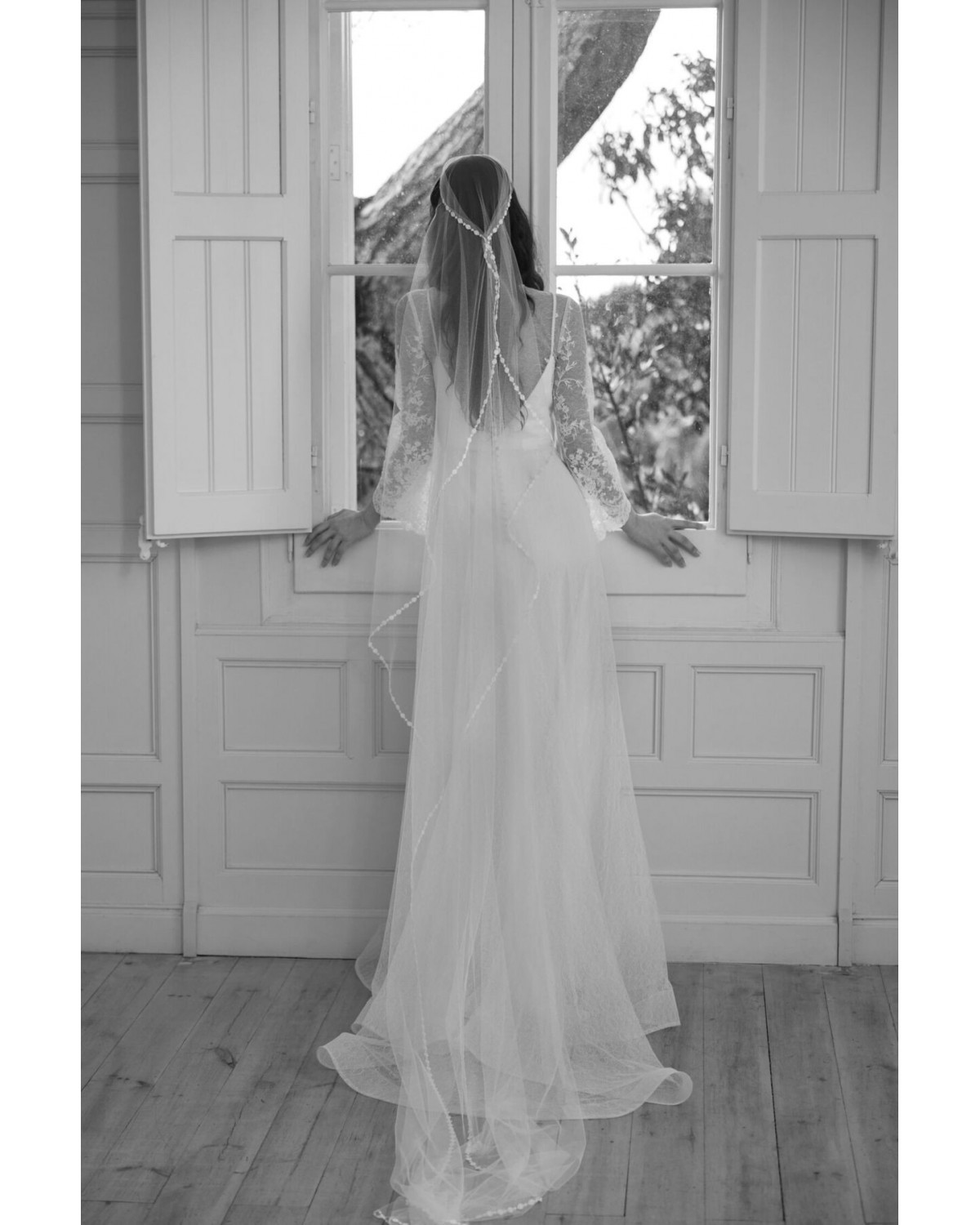 abito da sposa 2027 2748 Ovalo 2027 Collection - Jesus Peiro