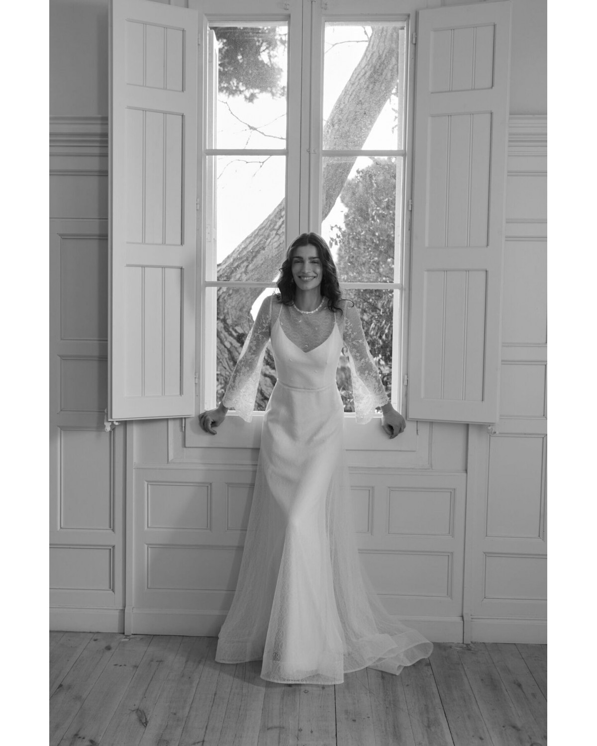abito da sposa 2027 2748 Ovalo 2027 Collection - Jesus Peiro