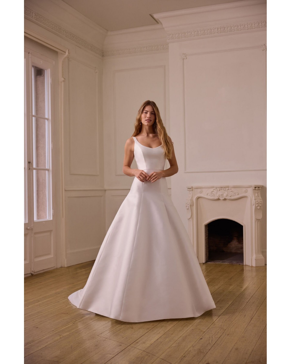 abito da sposa 2027 2746 Ovalo 2027 Collection - Jesus Peiro