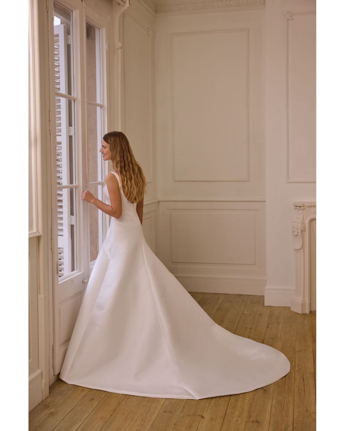 abito da sposa 2027 2746 Ovalo 2027 Collection - Jesus Peiro