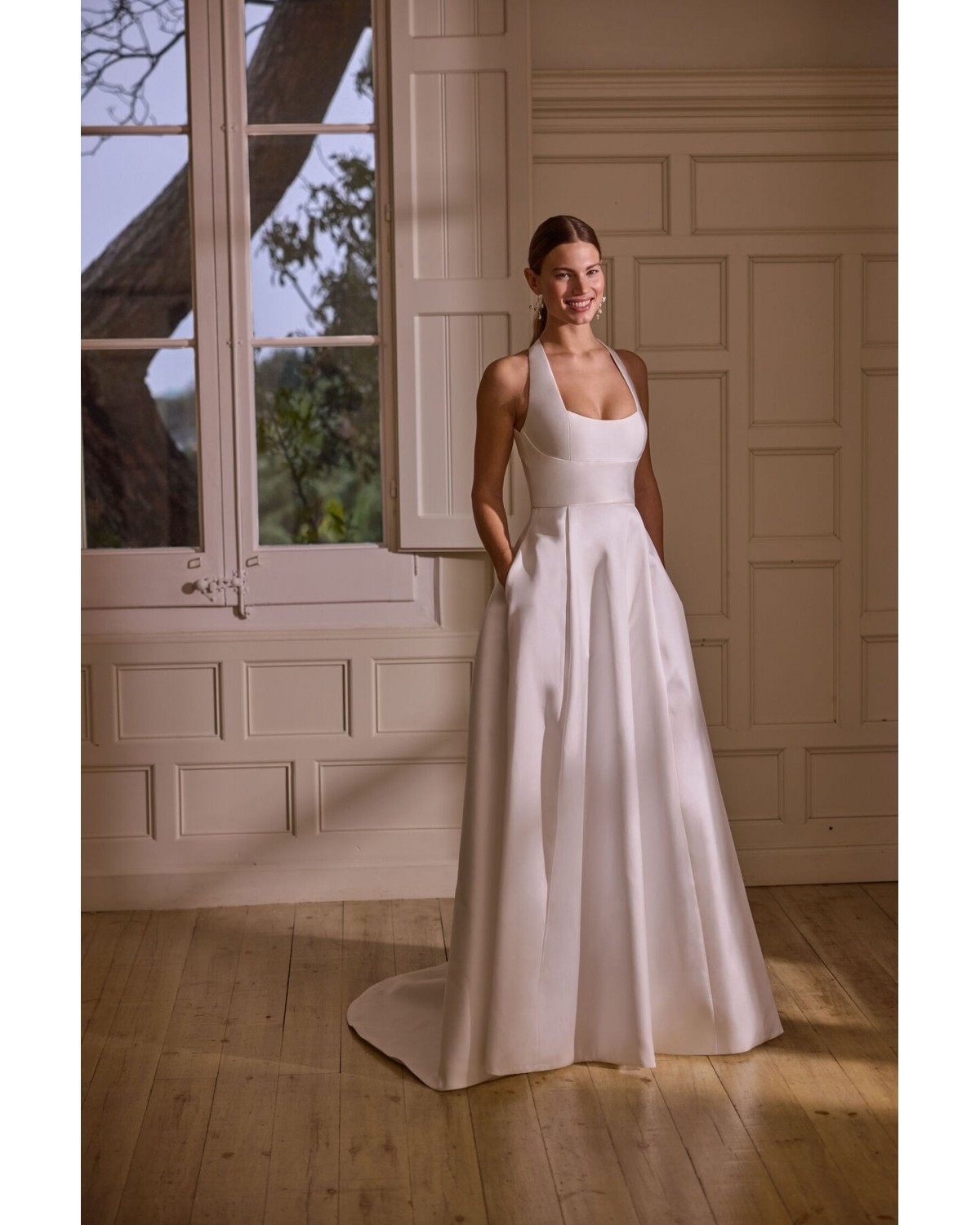 abito da sposa 2027 2742 Ovalo 2027 Collection - Jesus Peiro