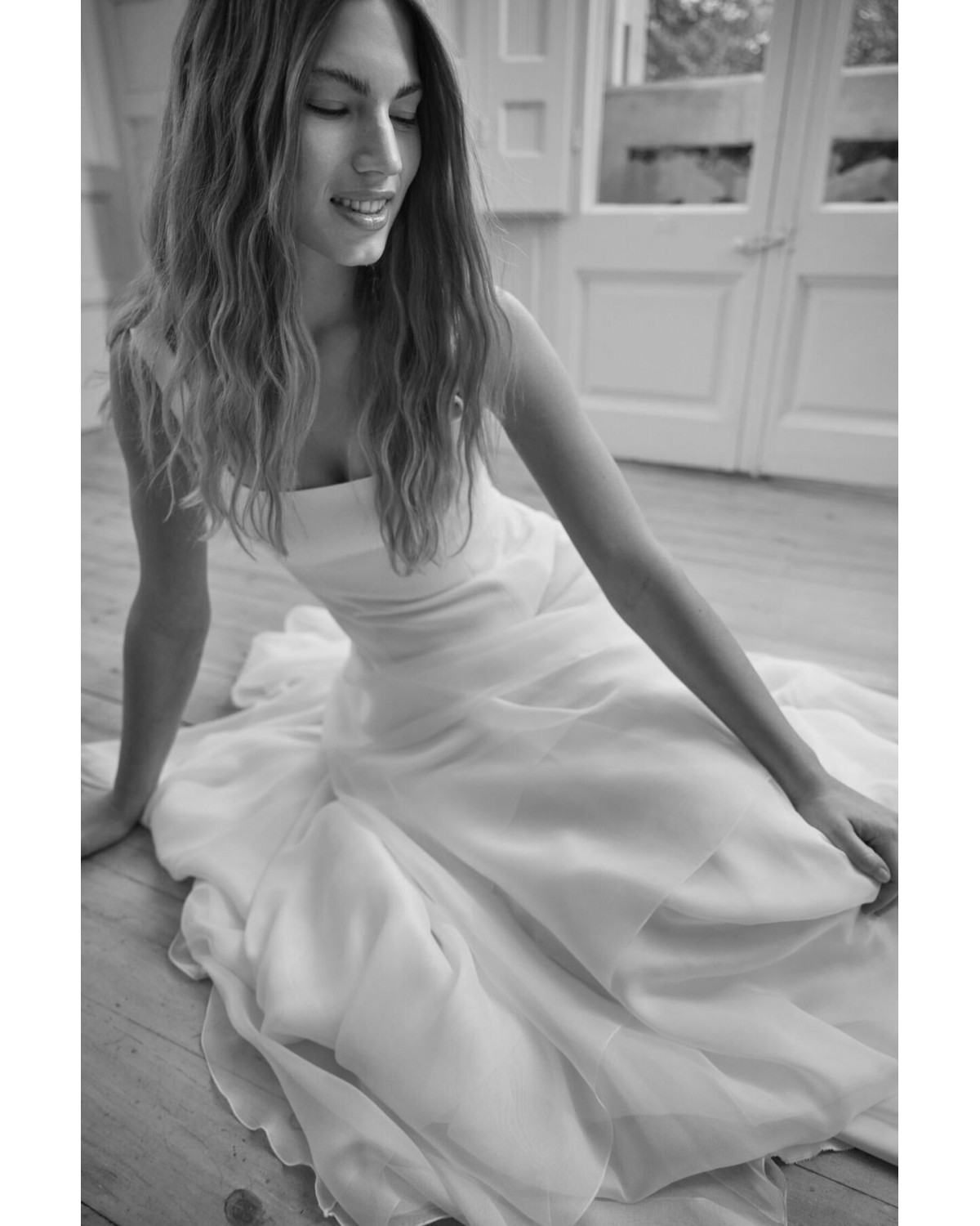 abito da sposa 2027 2740 Ovalo 2027 Collection - Jesus Peiro