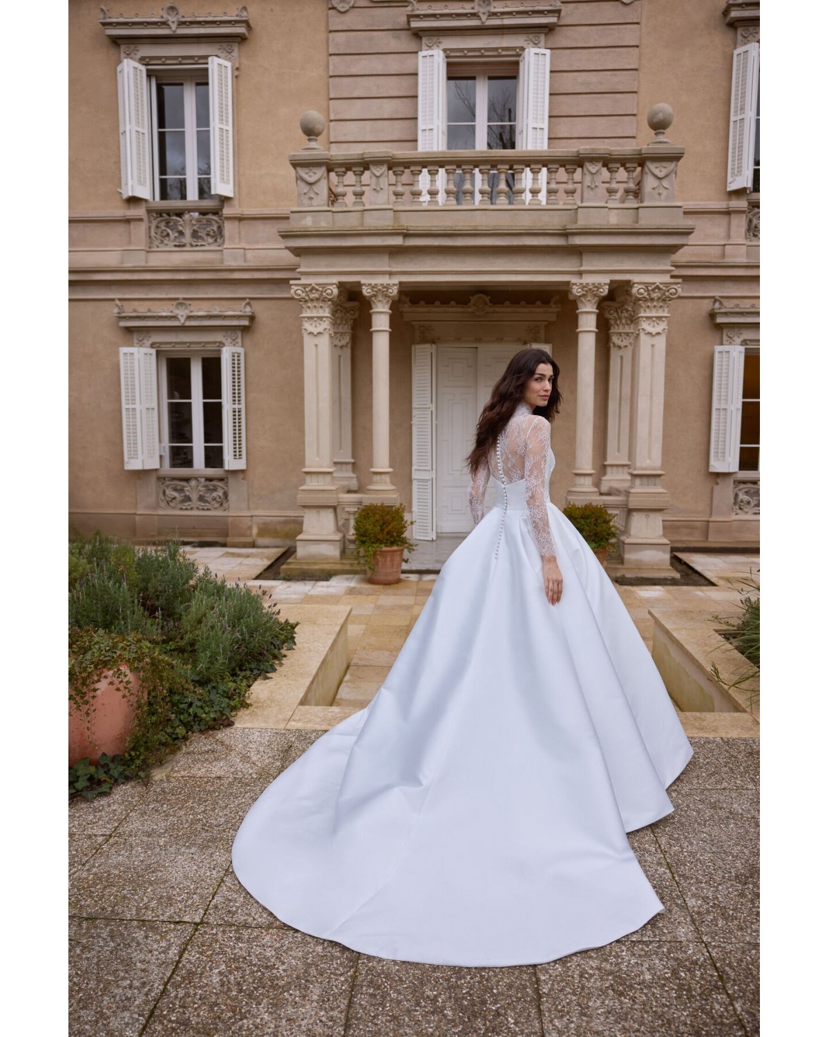 abito da sposa 2027 2719  - Jesus Peiro