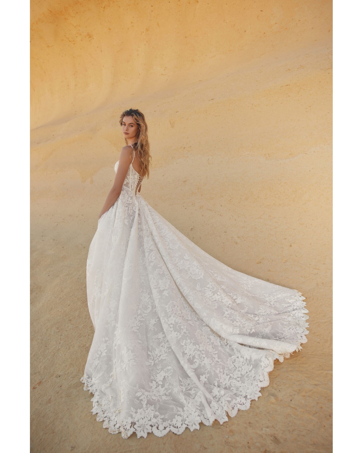 abito da sposa 2027 Illume  - Eva Lendel