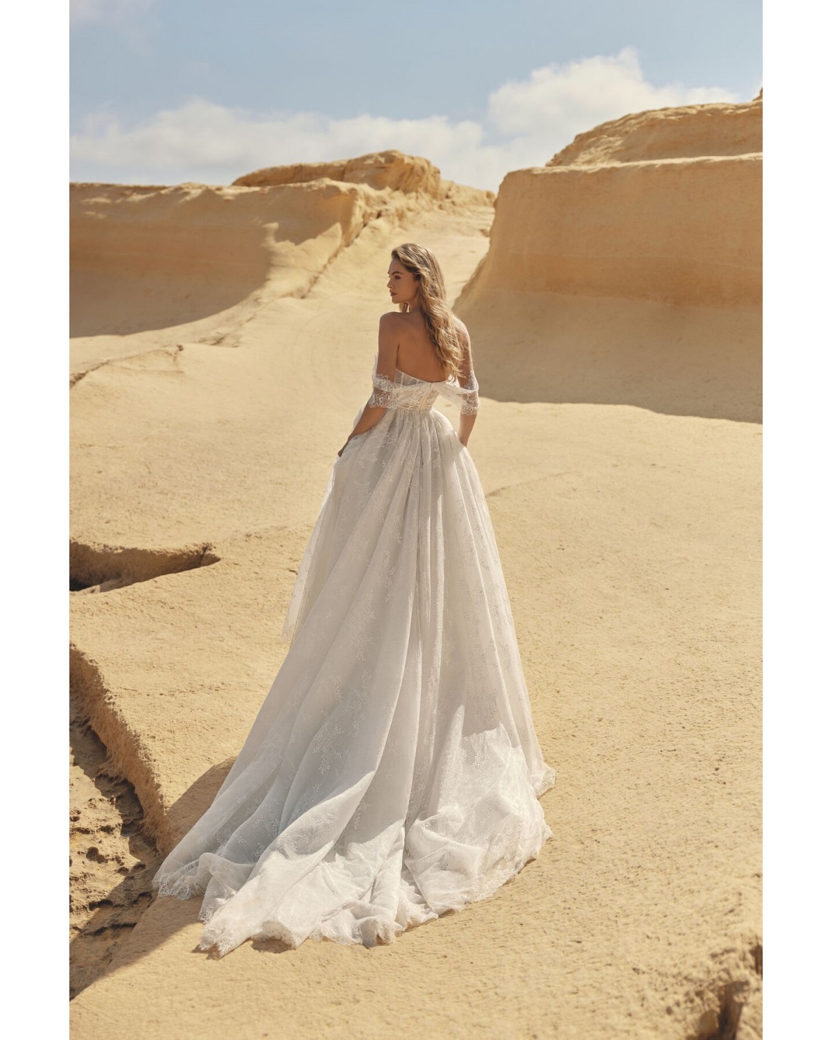 abito da sposa 2027 Petal  - Eva Lendel