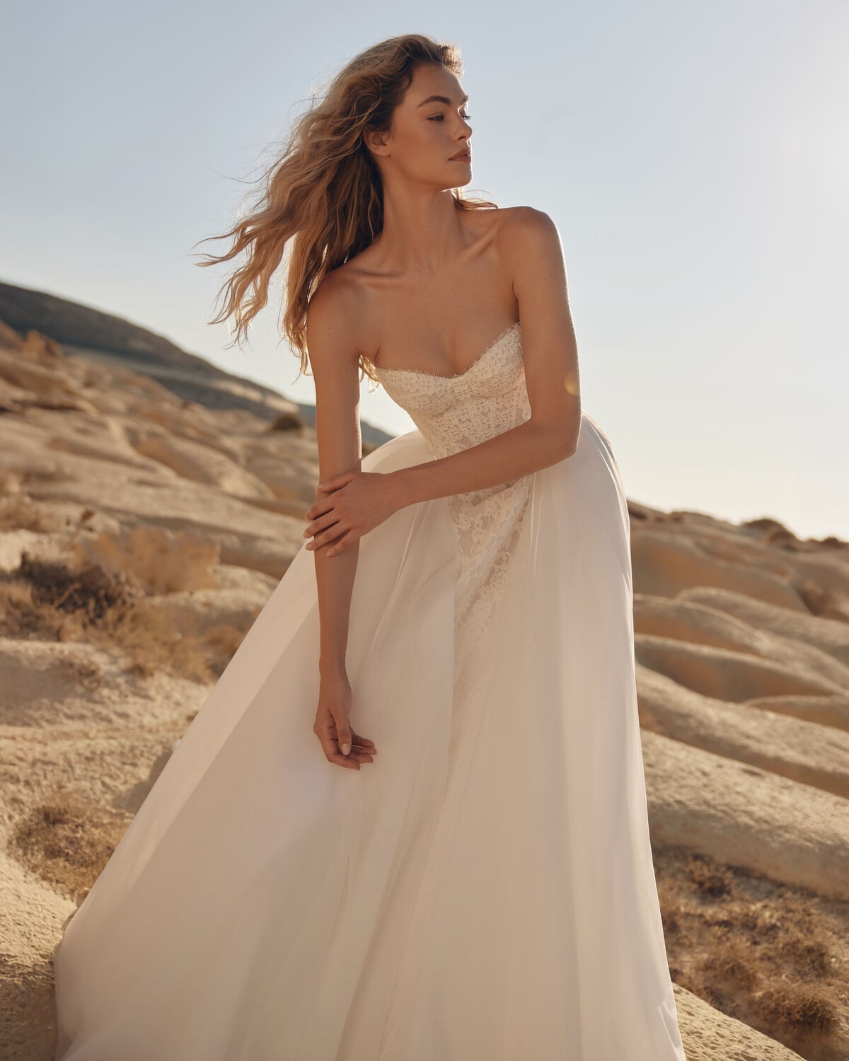 abito da sposa 2027 Topaz  - Eva Lendel