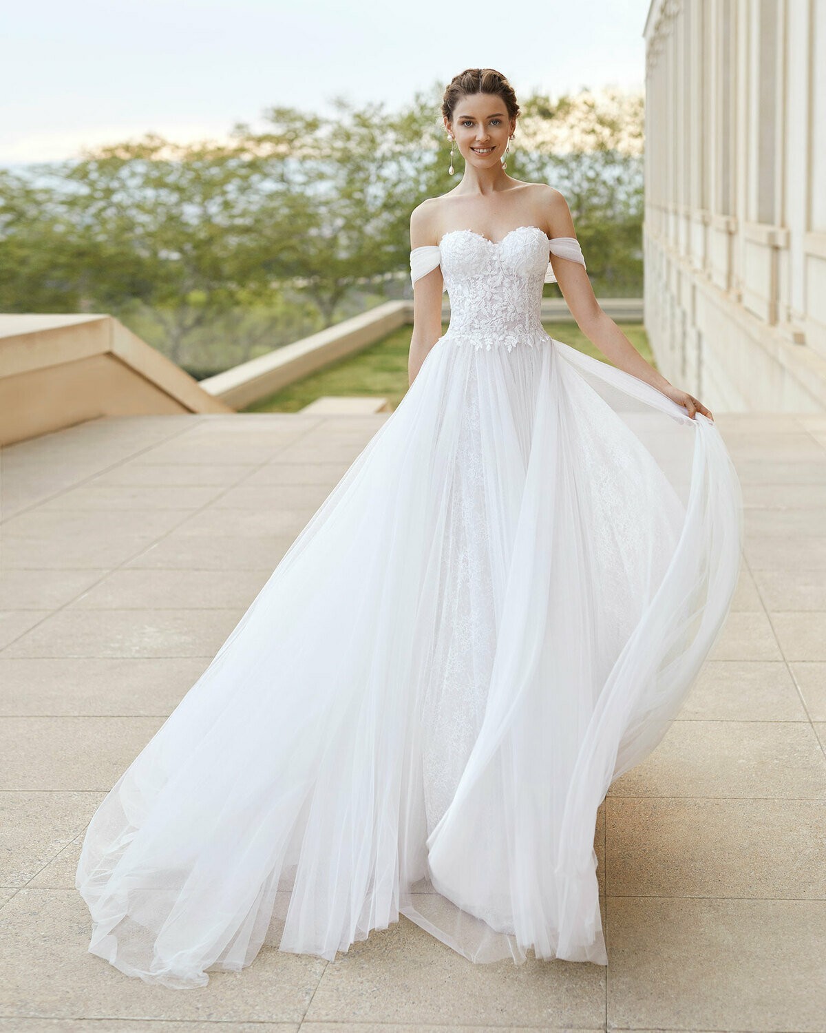 SANTELLA - abito da sposa collezione 2020 - Rosa Clarà Couture
