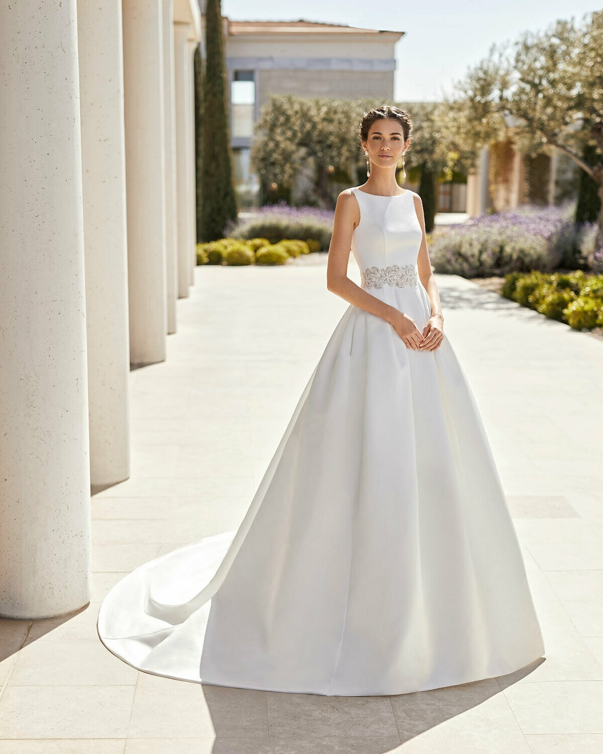 SANDRA - abito da sposa collezione 2020 - Rosa Clarà Couture