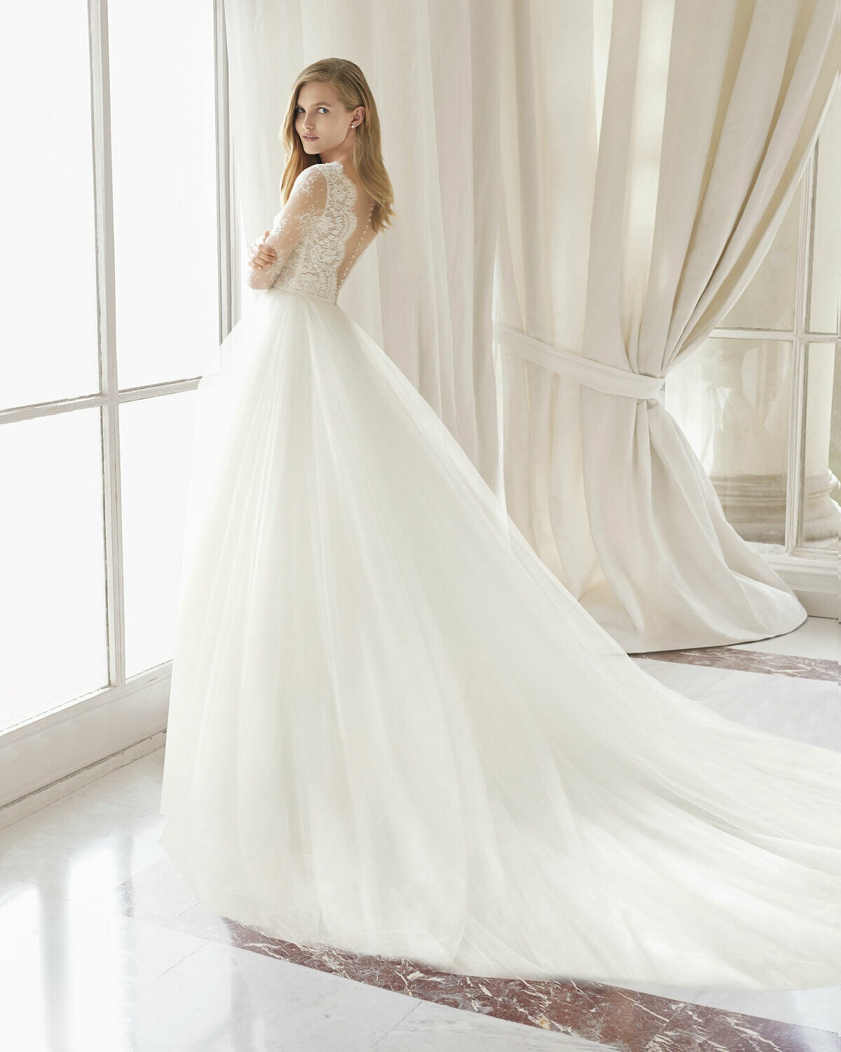PERGOLA - abito da sposa collezione 2020 - Rosa Clarà Couture
