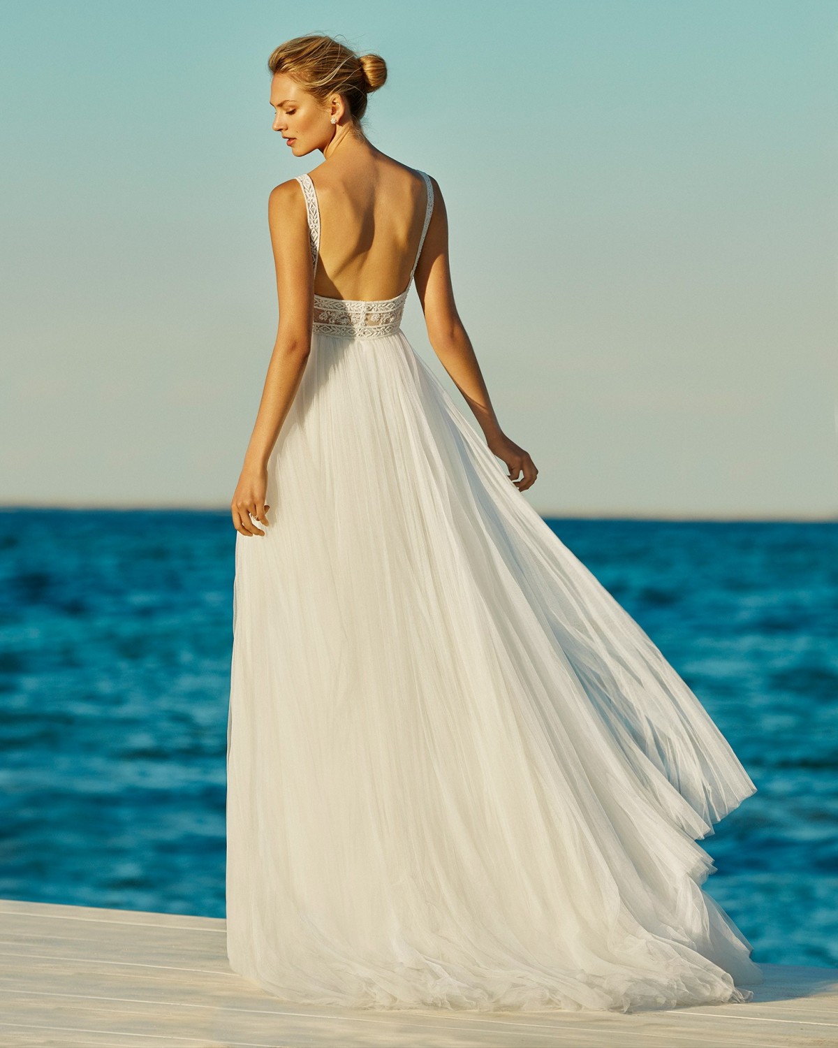 GEORGINA - abito da sposa collezione 2020 - AIRE BEACH WEDDING