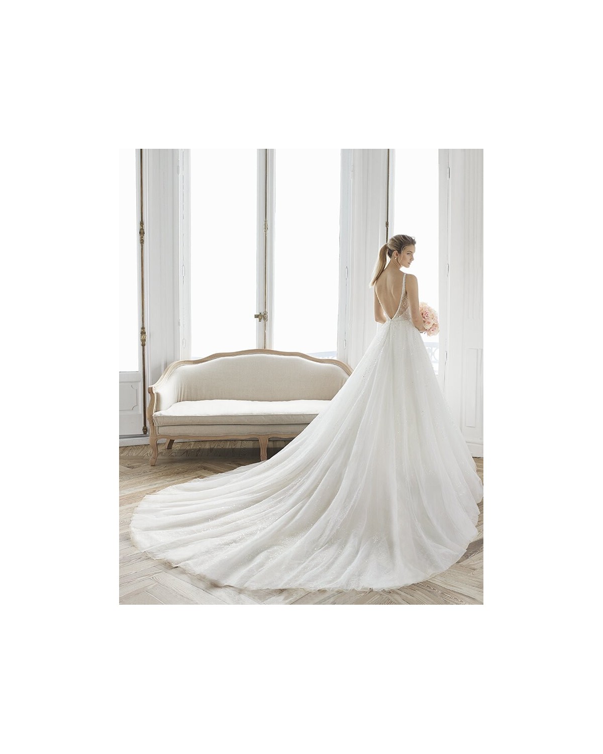 ESTELAR - abito da sposa collezione 2020 - AIRE BARCELONA