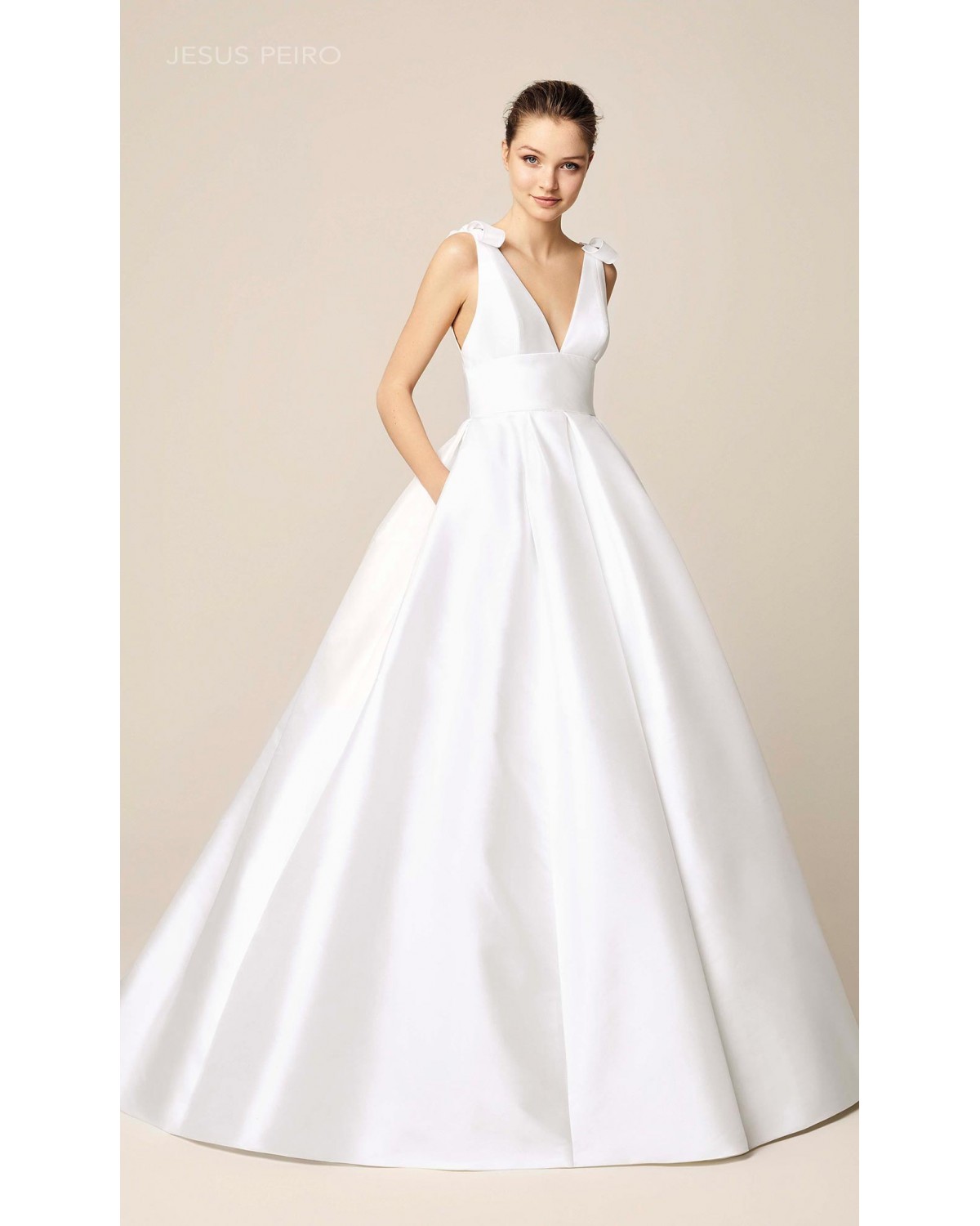 933 - abito da sposa collezione 2020 - Jesus Peiro