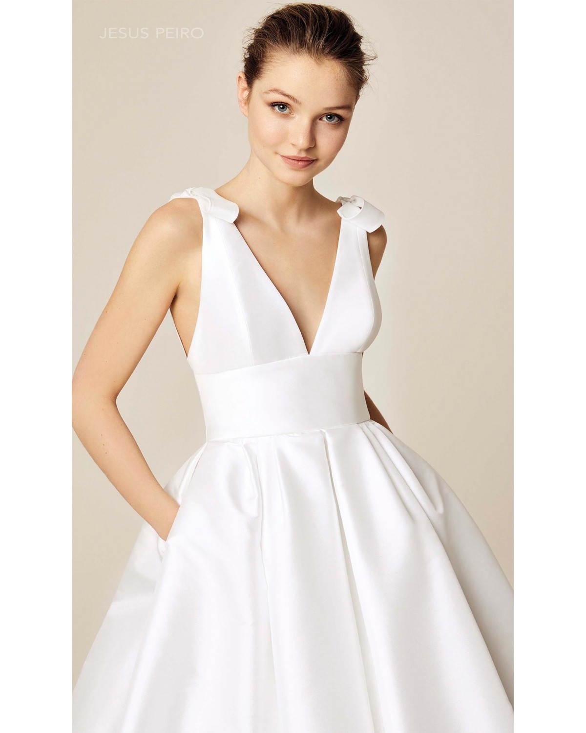 933 - abito da sposa collezione 2020 - Jesus Peiro