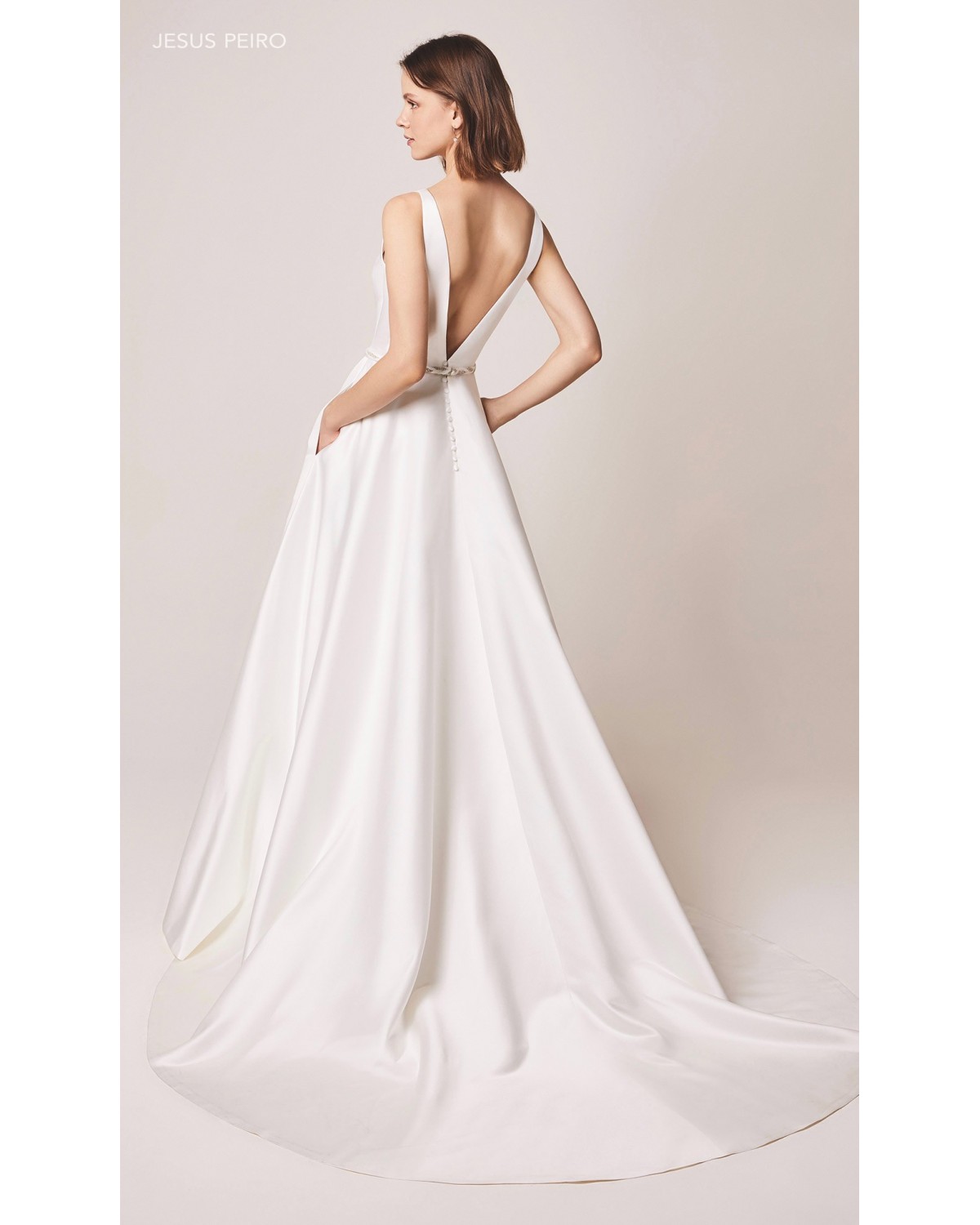 105 - abito da sposa collezione 2020 - Jesus Peiro