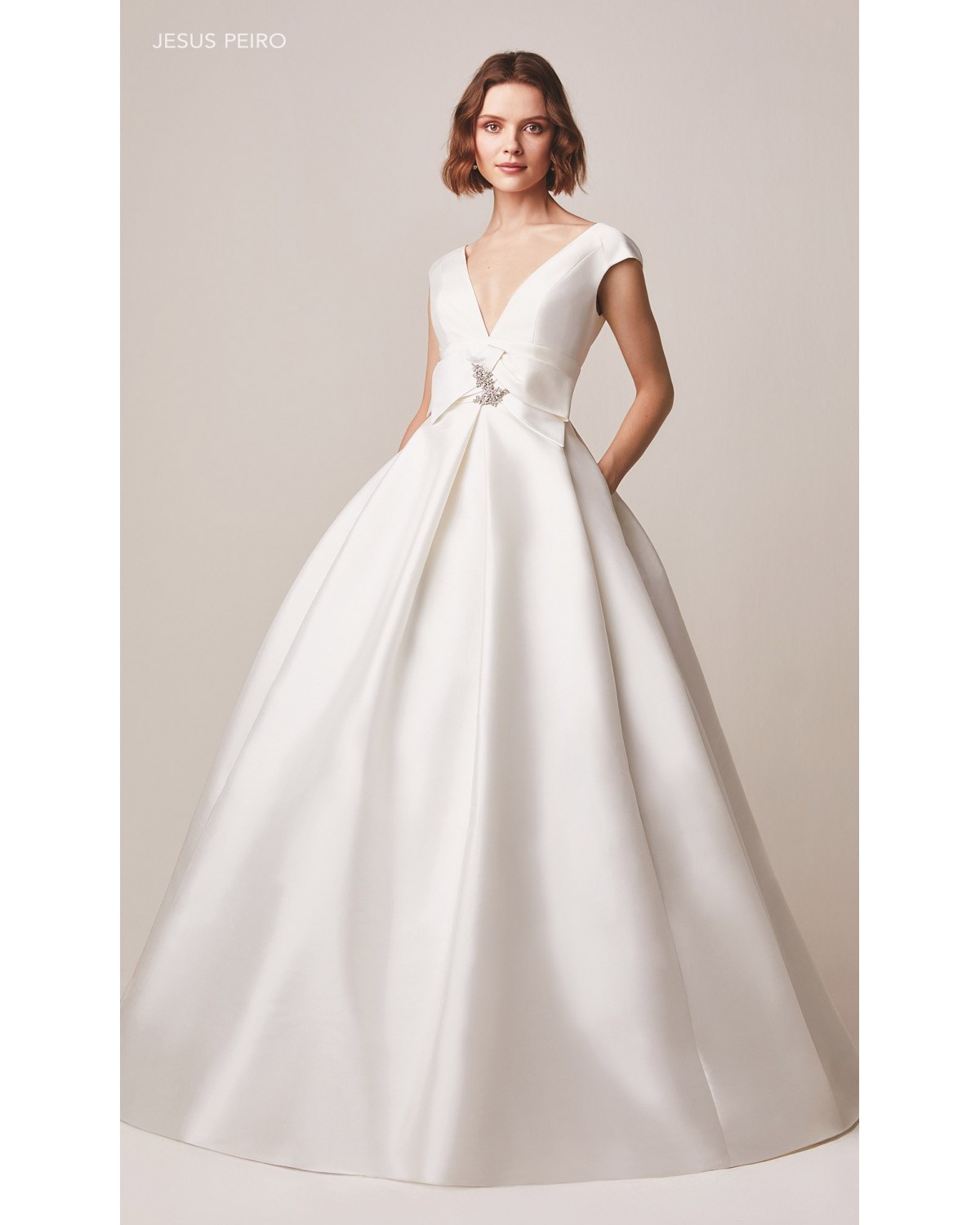 122 - abito da sposa collezione 2020 - Jesus Peiro