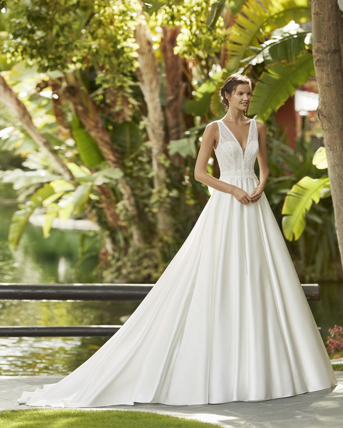 Zunilda - abito da sposa collezione 2021 - Adriana Alier