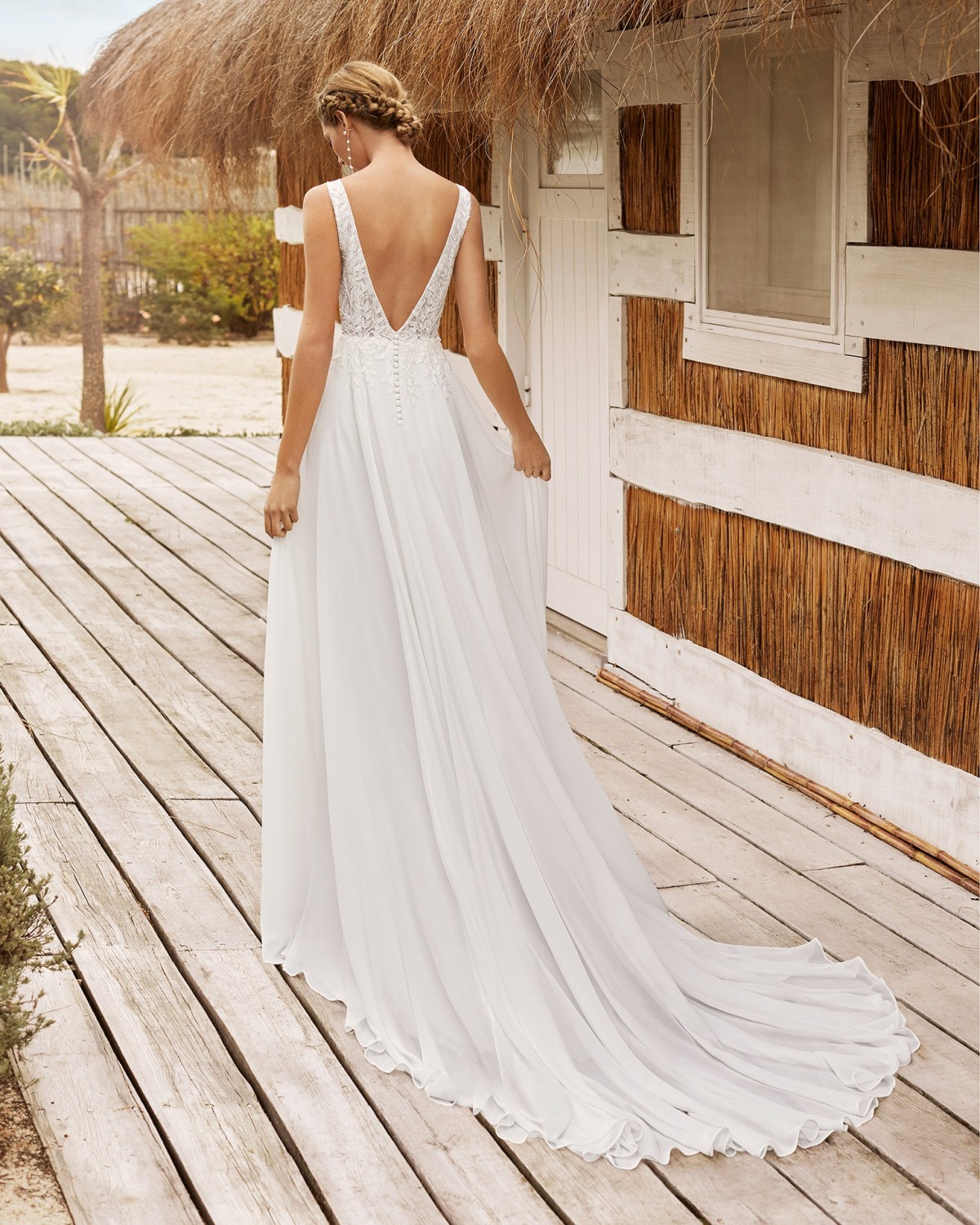 Vany - abito da sposa collezione 2021 - Aire Beach
