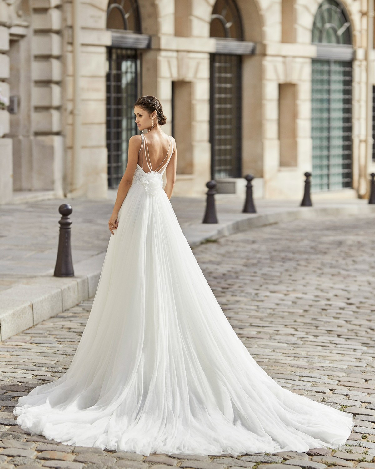 Tina - abito da sposa collezione 2021 - Rosa Clarà