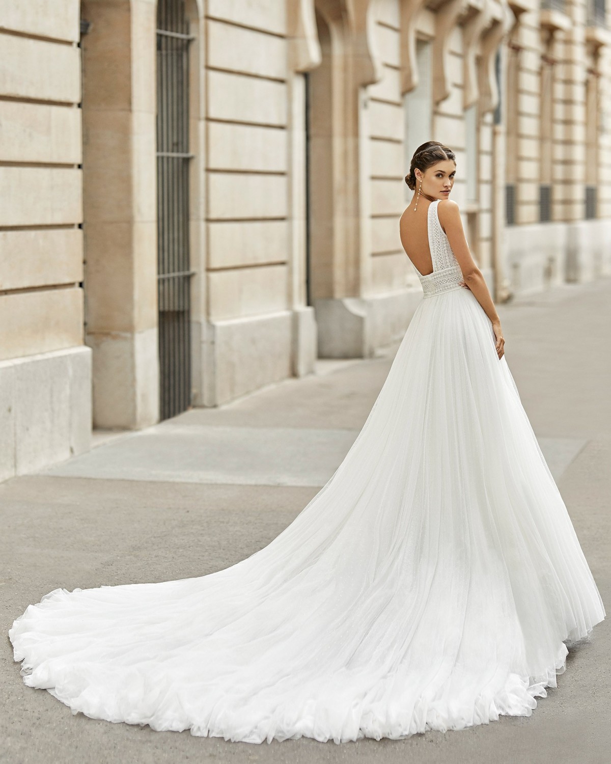 Tinek - abito da sposa collezione 2021 - Rosa Clarà