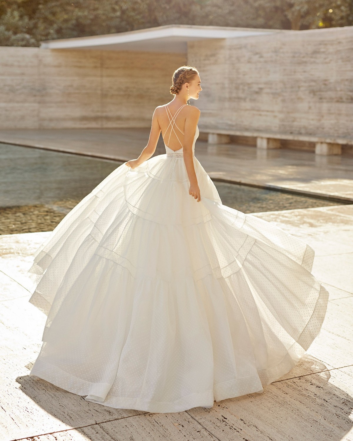 Elisenda - abito da sposa collezione 2021 - Rosa Clarà Couture