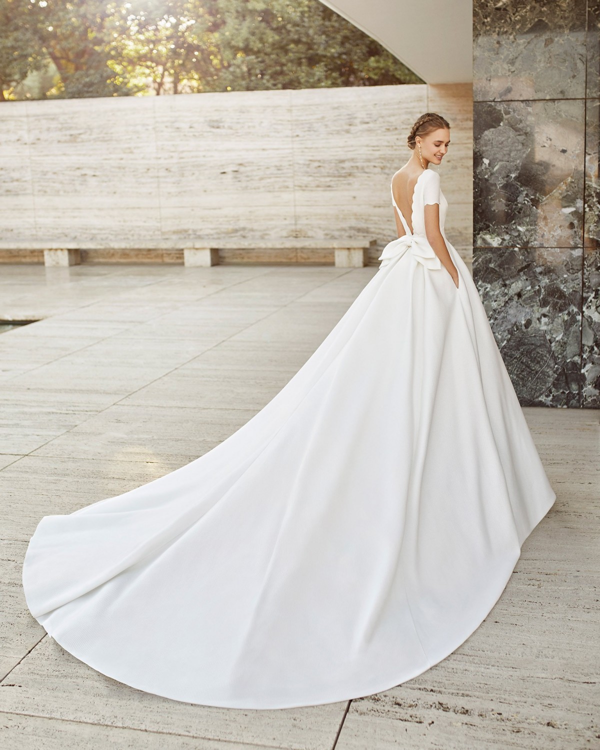 Emery - abito da sposa collezione 2021 - Rosa Clarà Couture