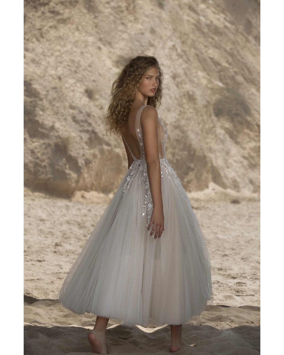 Hillary - abito da sposa collezione 2021 - Muse by Berta