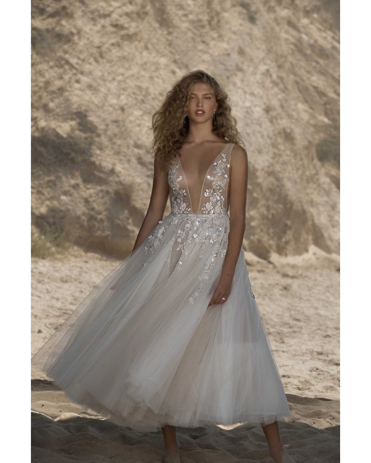 Hillary - abito da sposa collezione 2021 - Muse by Berta