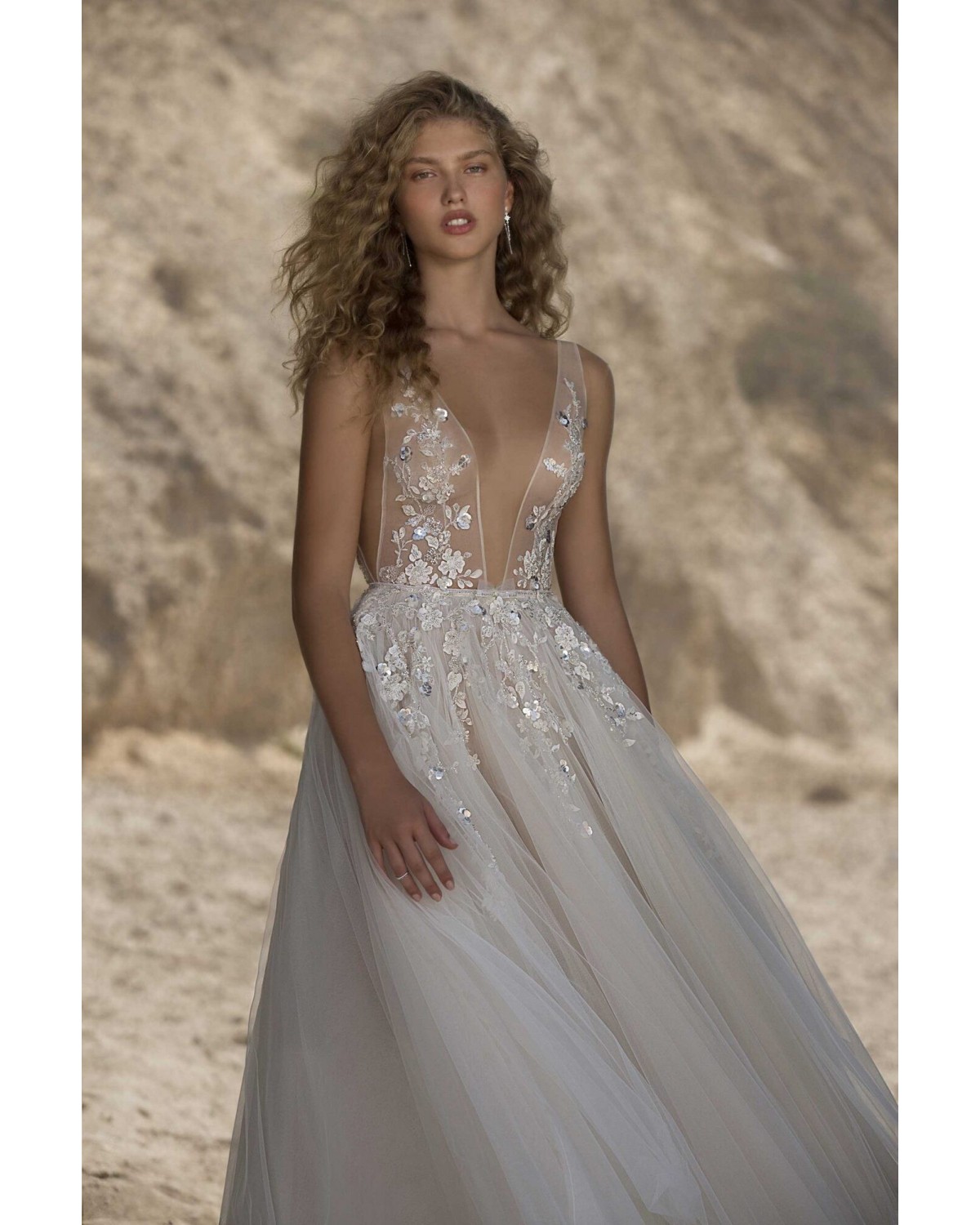 Hillary - abito da sposa collezione 2021 - Muse by Berta