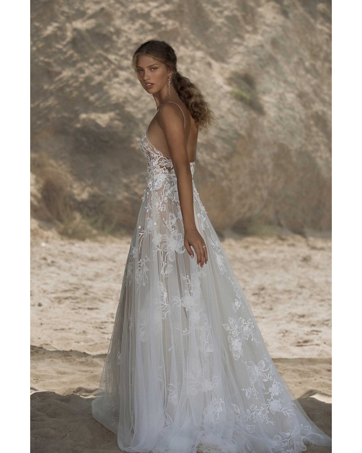 Helena - abito da sposa collezione 2021 - Muse by Berta