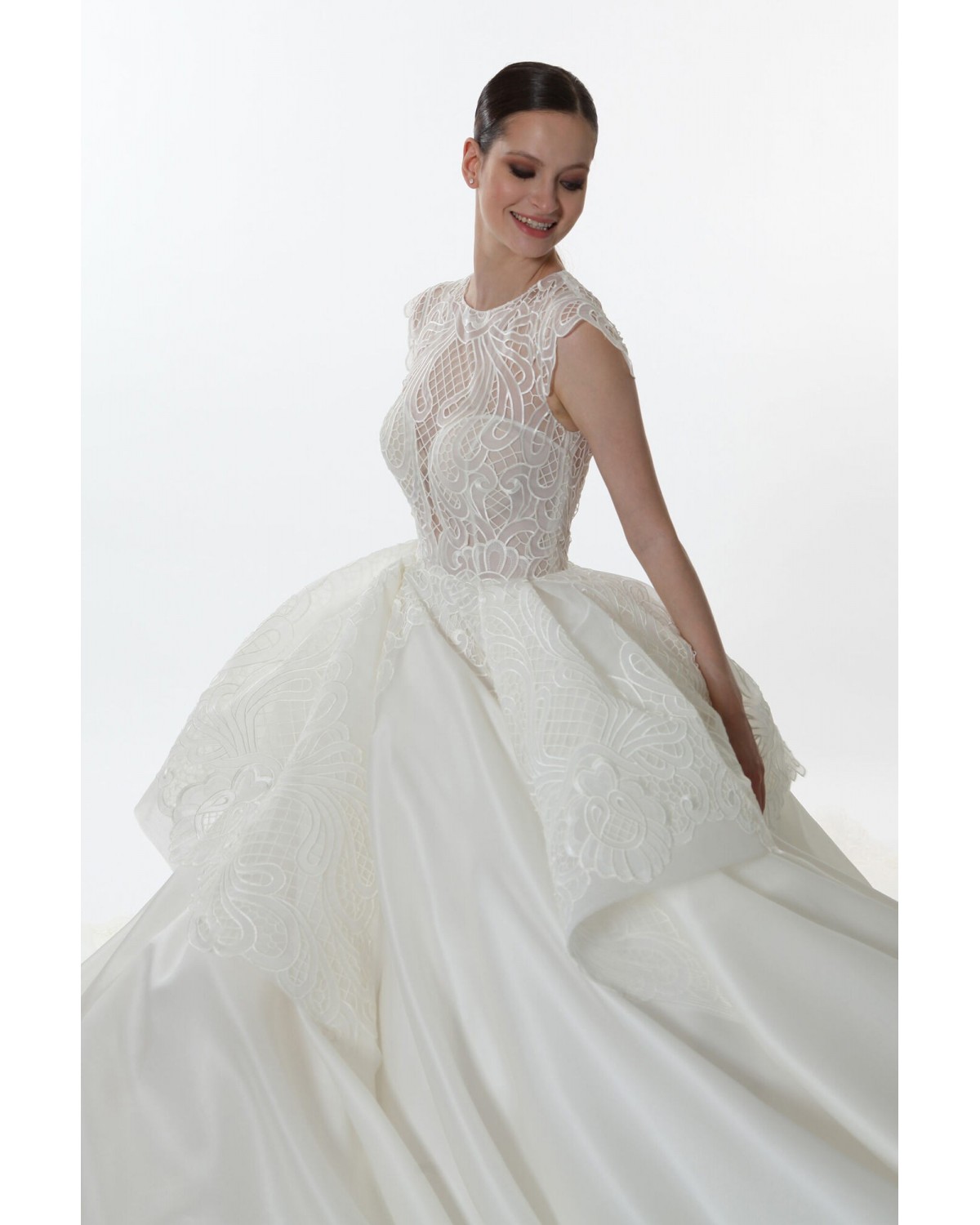 V1262-Urano - abito da sposa collezione 2022 - Valentini Couture