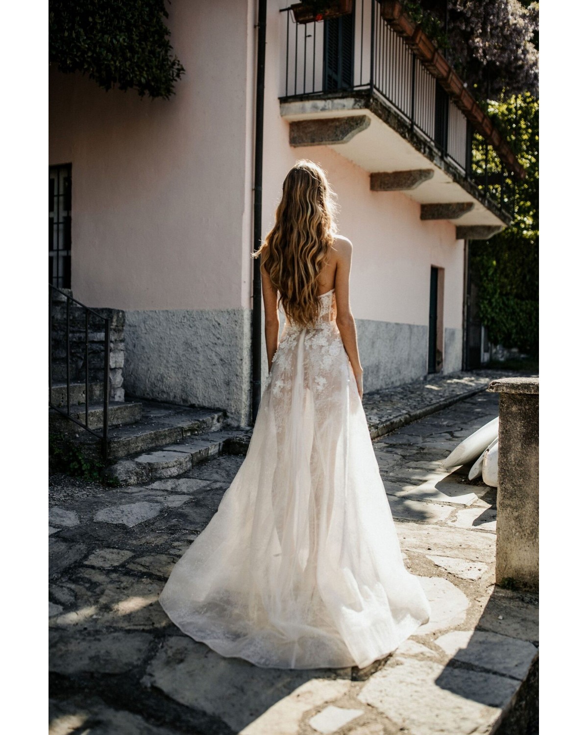 22-33-Ines - abito da sposa collezione COMO 2022 - Muse By Berta