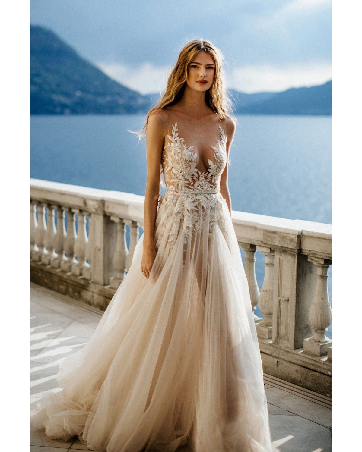 22-36-Ivone - abito da sposa collezione COMO 2022 - Muse By Berta