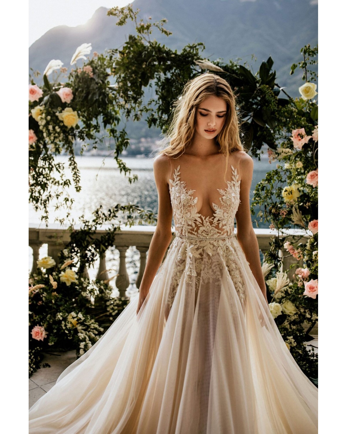 22-36-Ivone - abito da sposa collezione COMO 2022 - Muse By Berta