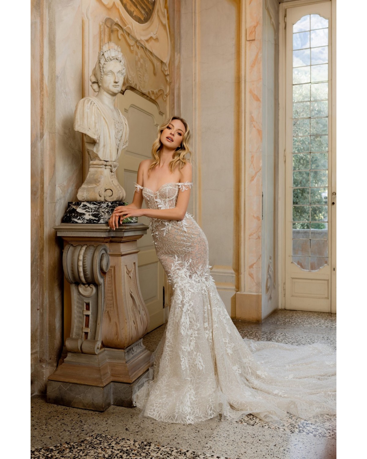 22-16 - abito da sposa collezione Como 2022 - Berta