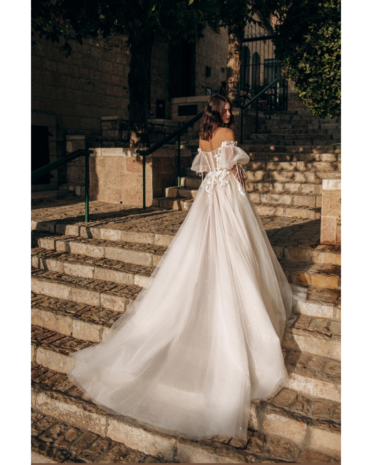 22-113 - abito da sposa collezione Montefiore 2022 - Berta