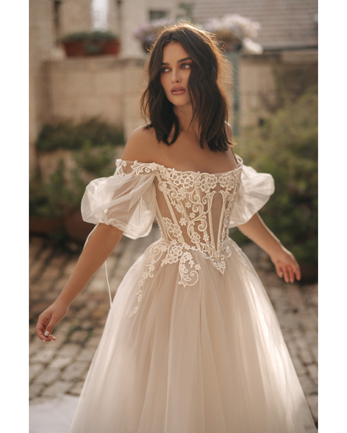 22-113 - abito da sposa collezione Montefiore 2022 - Berta