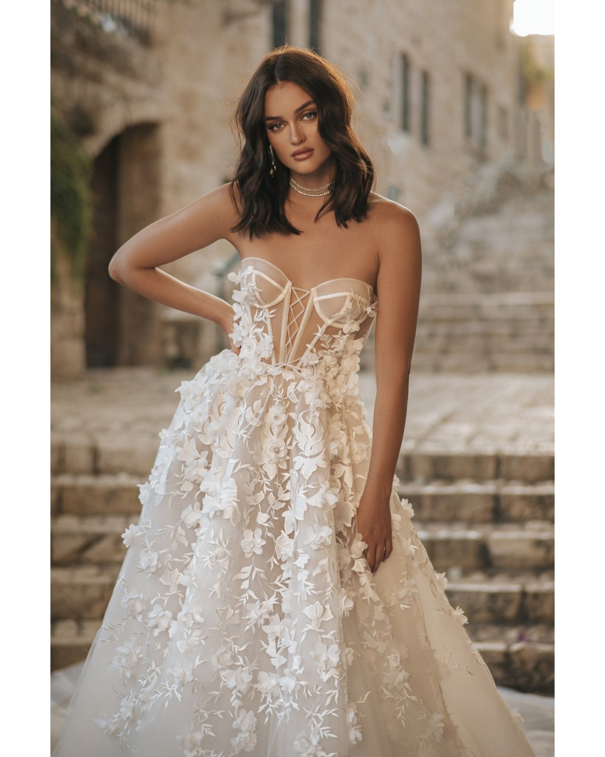 22-111 - abito da sposa collezione Montefiore 2022 - Berta