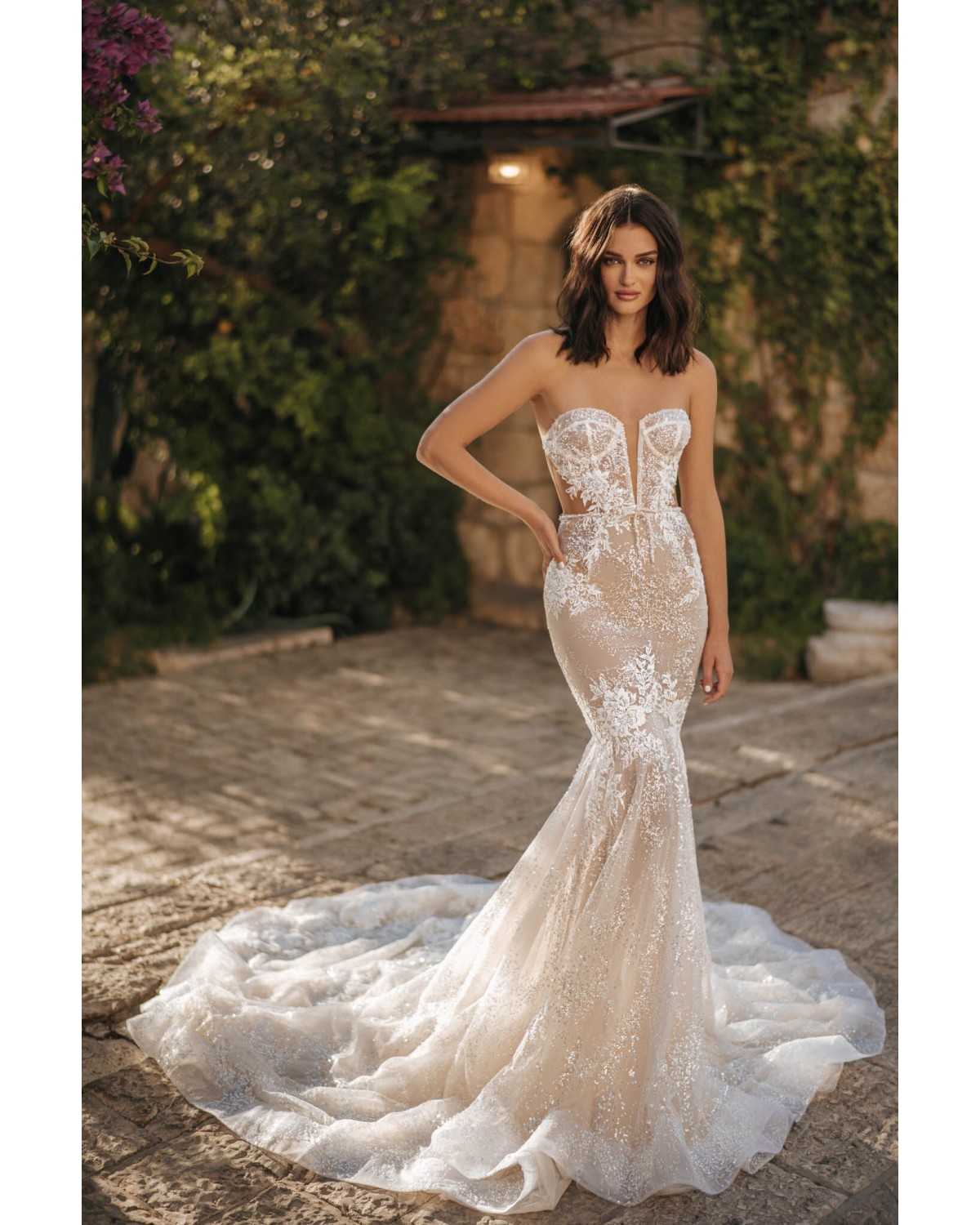 22-103 - abito da sposa collezione Montefiore 2022 - Berta