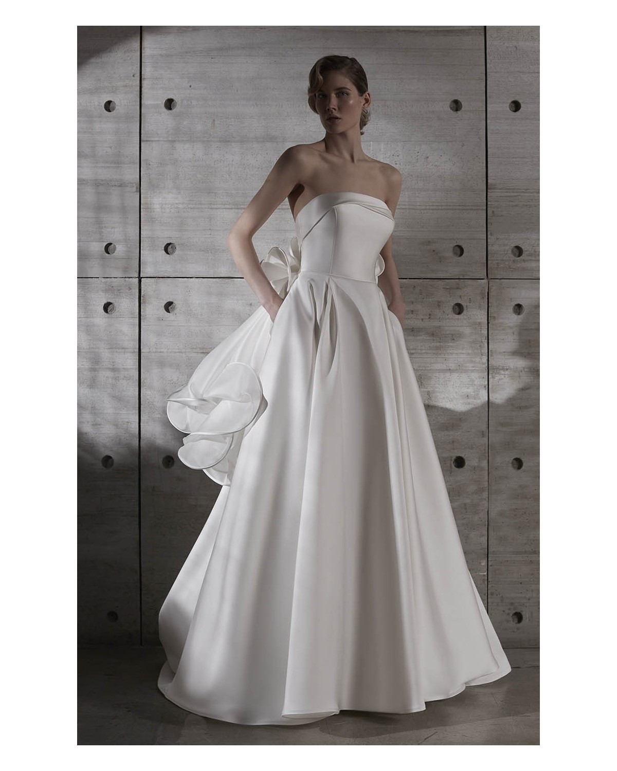 FEYNMANN - abito da sposa collezione  2023 - Elisabetta Polignano