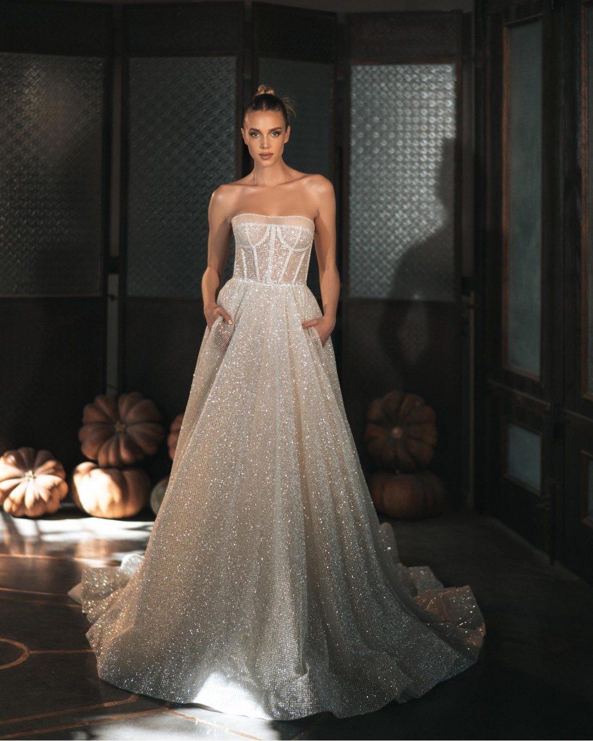 23-12 - abito da sposa 2023 Cesarea - Berta Bridal