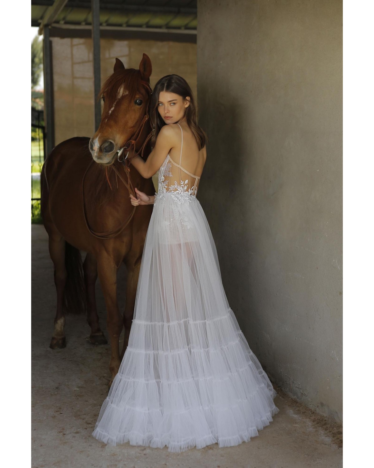 23-36 - abito da sposa 2023 Equestrian - MUSE by Berta