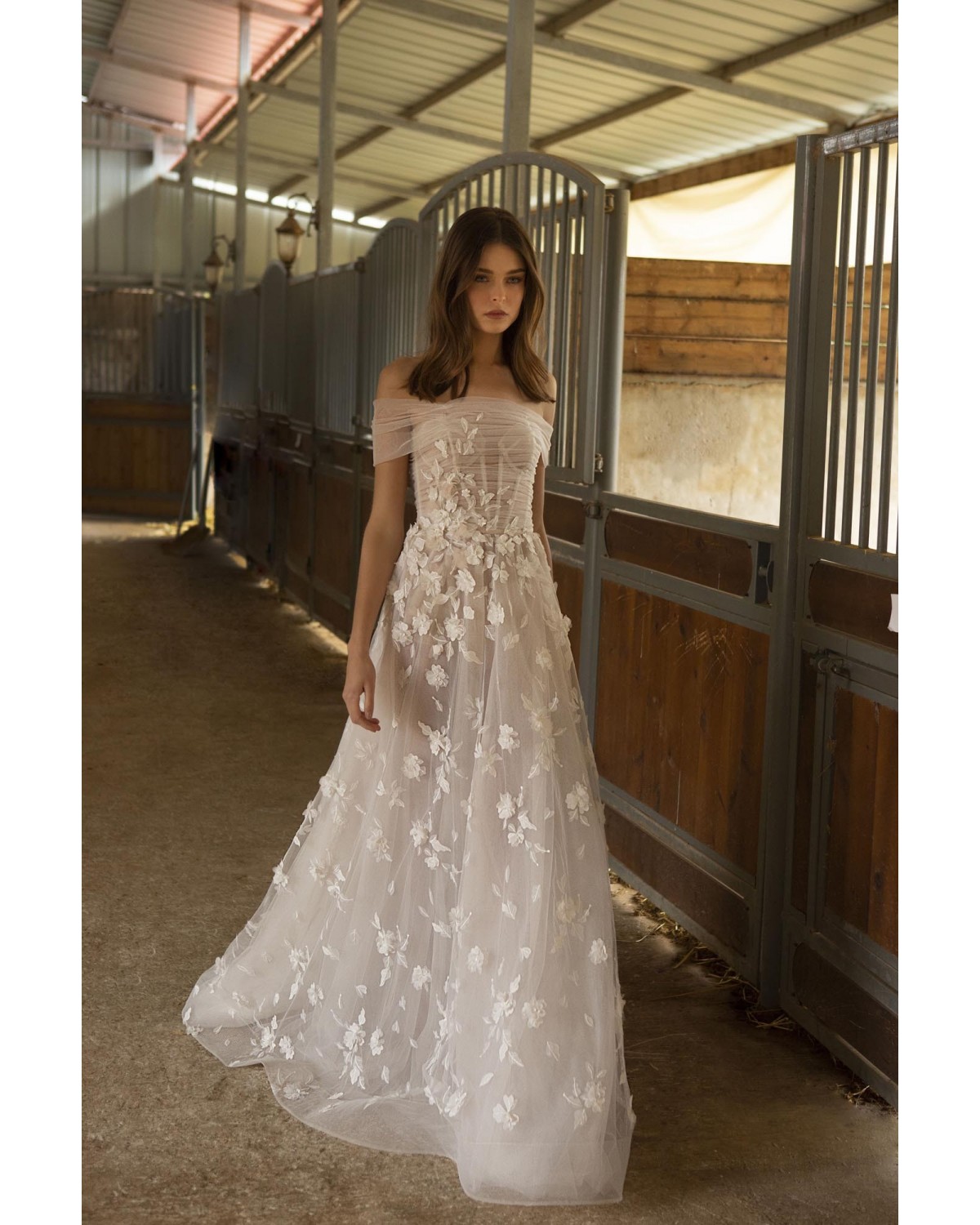 23-34 - abito da sposa 2023 Equestrian - MUSE by Berta